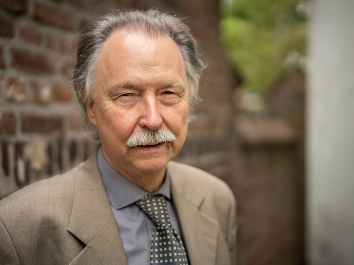 “El mundo no dejará de ser palabra” — Conversación con Adan&nbsp;Kovacsics