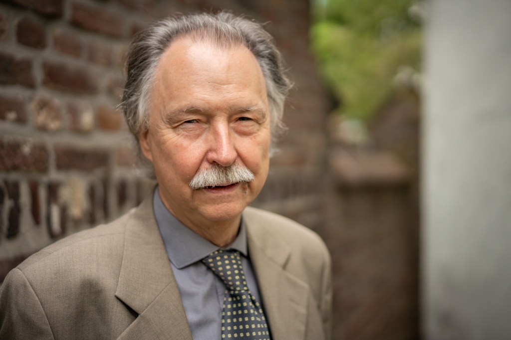 “El mundo no dejará de ser palabra” — Conversación con Adan&nbsp;Kovacsics